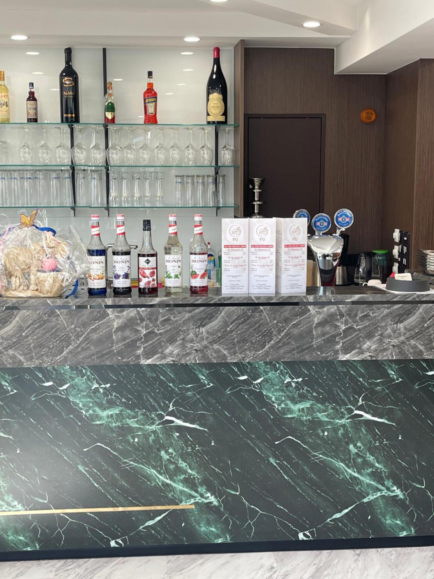 Hotel Wasserpalast - Breakfast For Free!!! Graz Bagian luar foto